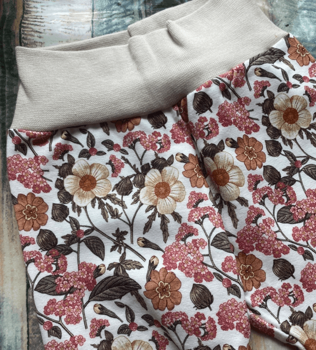 Vintage Floral Leggings & Hat Set 0-3m